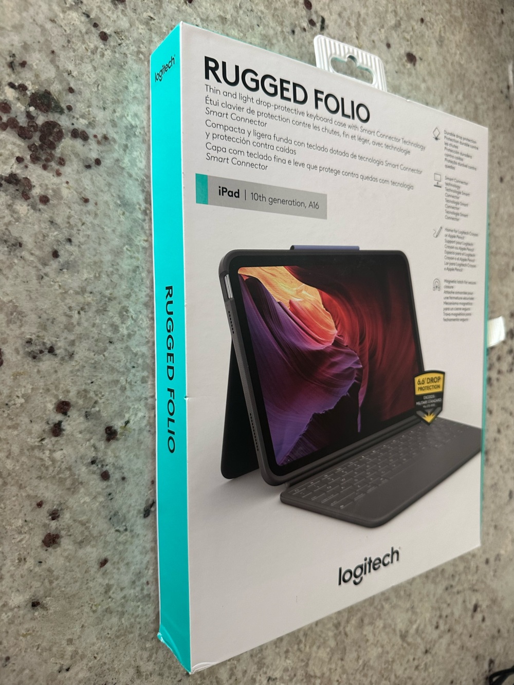 Logitech Rugged Folio Keyboard Case for iPad (10th Gen) - Picture 4 of 4